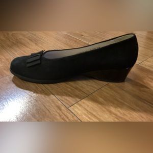 Women’s Waldlaufer UK Black Fine Suede Comfort Wedge Shoes US Sz 9.5 W UK 7.5 H